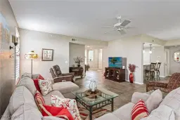 Picture of 760 Waterford Dr 104, Naples, FL 34113