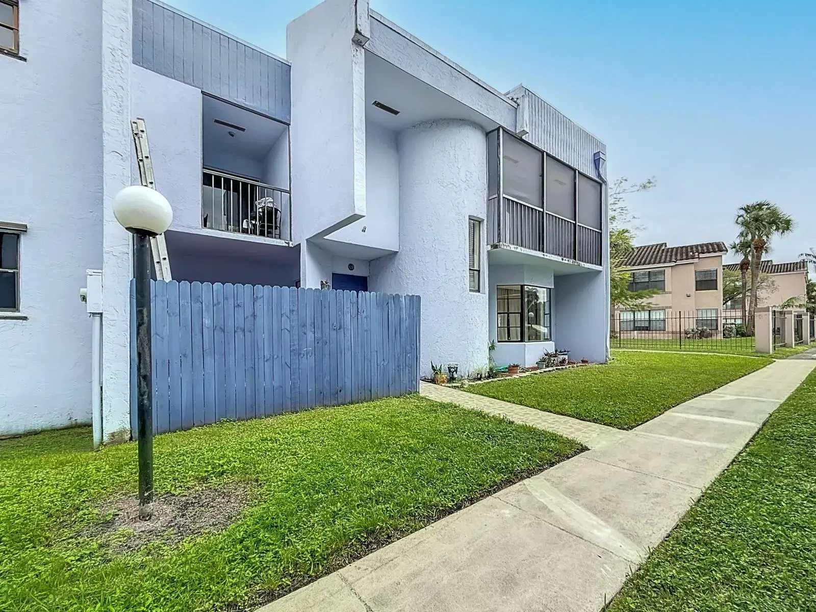 Picture of 2768 S University Dr 12B, Davie, FL 33328