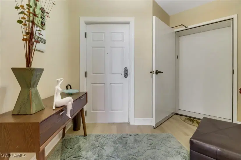 Picture of 2743 1St St 401, Fort Myers FL 33916