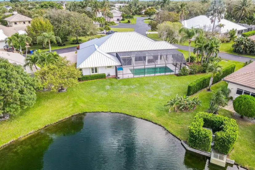 Picture of 8120 SE Waterway Drive, Hobe Sound FL 33455