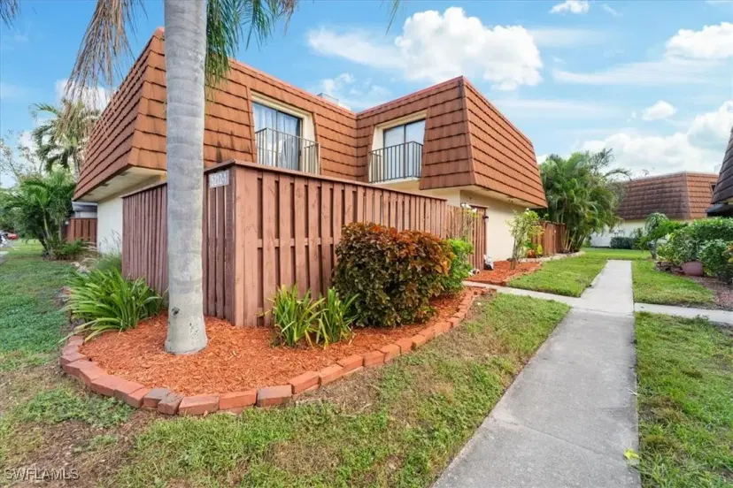 Picture of 5212 Cedarbend Dr 1, Fort Myers FL 33919