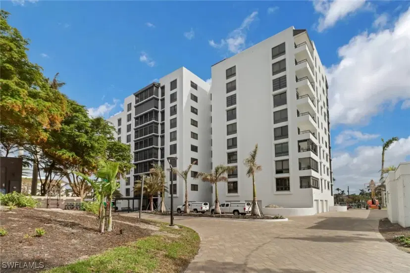 Picture of 2400 Gulf Shore Blvd N 804, Naples FL 34103