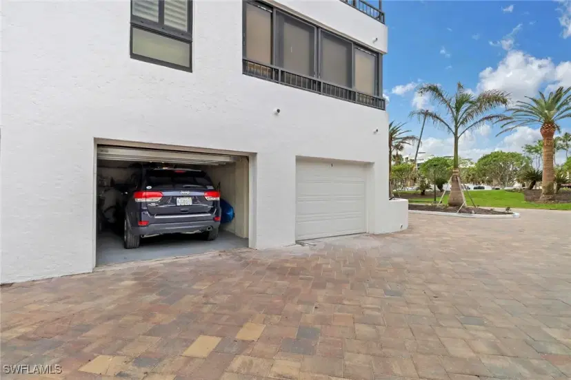 Picture of 2400 Gulf Shore Blvd N 804, Naples FL 34103