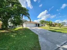 Picture of 27670 Tierra Del Sol Ln, Bonita Springs, FL 34135
