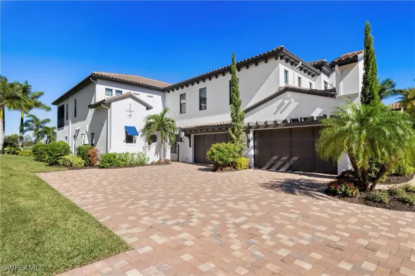 Picture of 16304 Corsica Way 101, Naples FL 34110