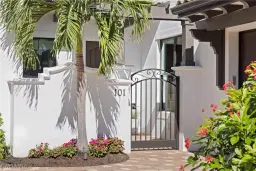 Picture of 16304 Corsica Way 101, Naples, FL 34110