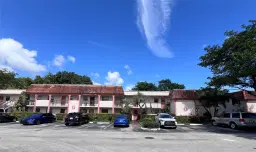 Picture of 851 NE 209Th Ter 206, Miami, FL 33179