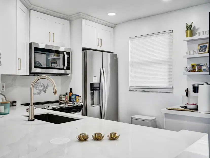 Picture of 801 S Federal Hwy 1004, Pompano Beach FL 33062
