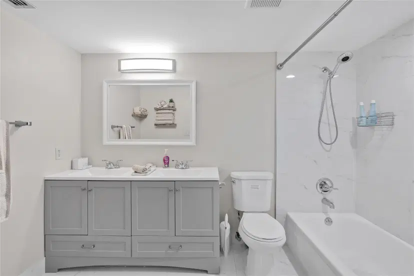 Picture of 2504 Antigua Ter B3, Coconut Creek FL 33066