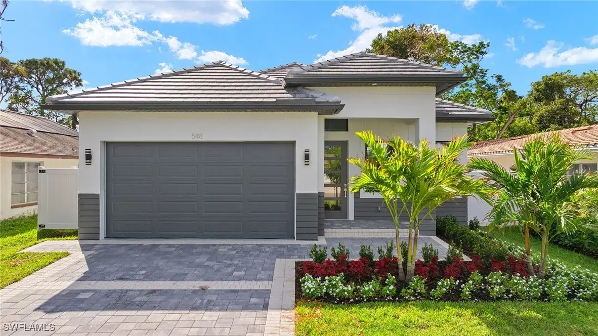 Picture of 548 109Th Ave N, Naples, FL 34108