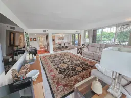 Picture of 2427 Presidential Way 204, West Palm Beach, FL 33401