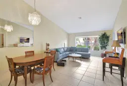 Picture of 6095 Floral Lakes Drive, Delray Beach, FL 33484