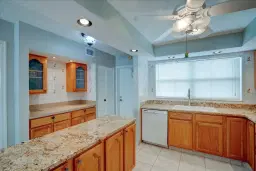 Picture of 2018 S Federal Highway A301, Boynton Beach, FL 33435