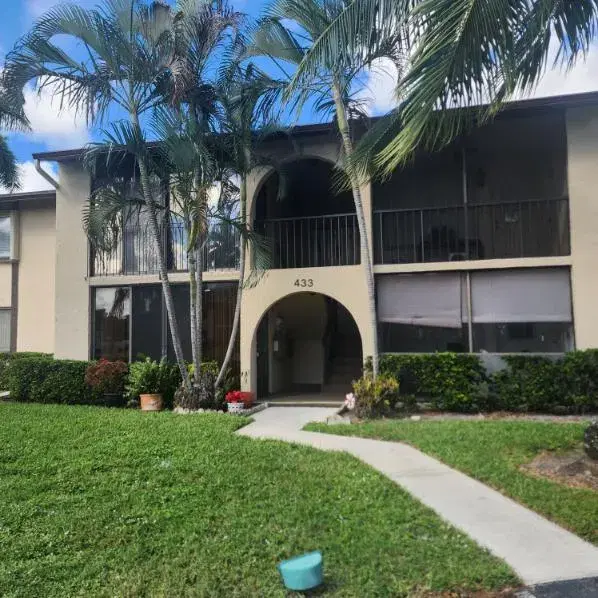 Picture of 433 Pine Glen Lane A2, Greenacres, FL 33463