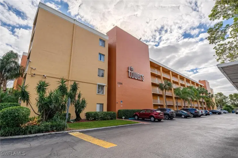 Picture of 2366 E Mall Dr 211, Fort Myers FL 33901