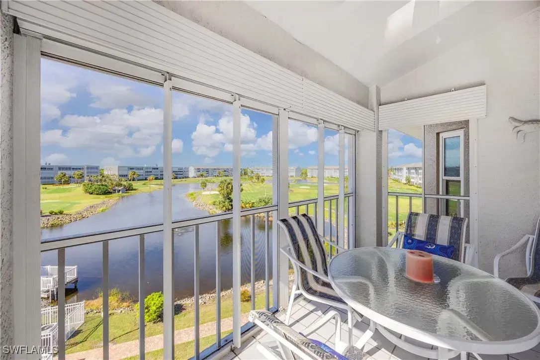 Picture of 14871 Hole In 1 Cir Ph1, Fort Myers, FL 33919