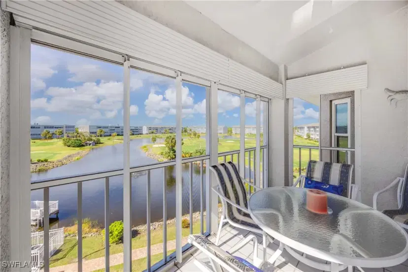 Picture of 14871 Hole In 1 Cir Ph1, Fort Myers FL 33919