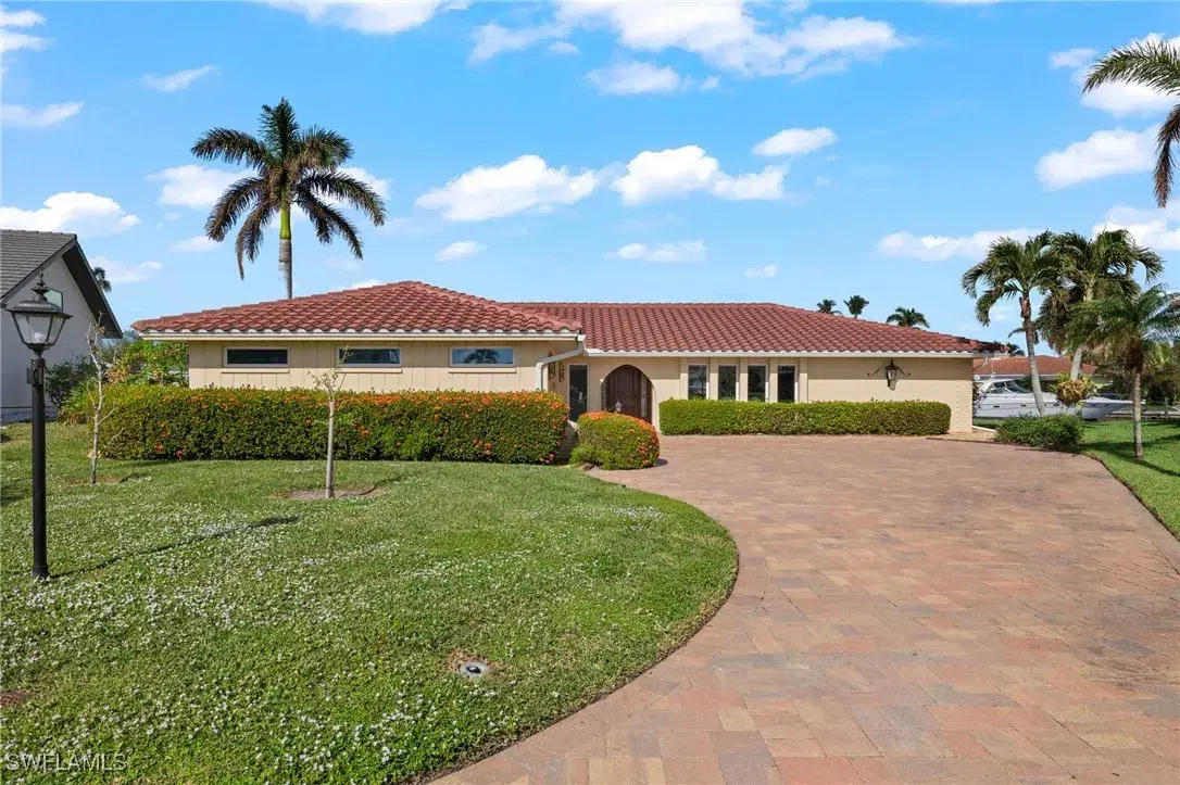 Picture of 14690 Eden St, Fort Myers, FL 33908