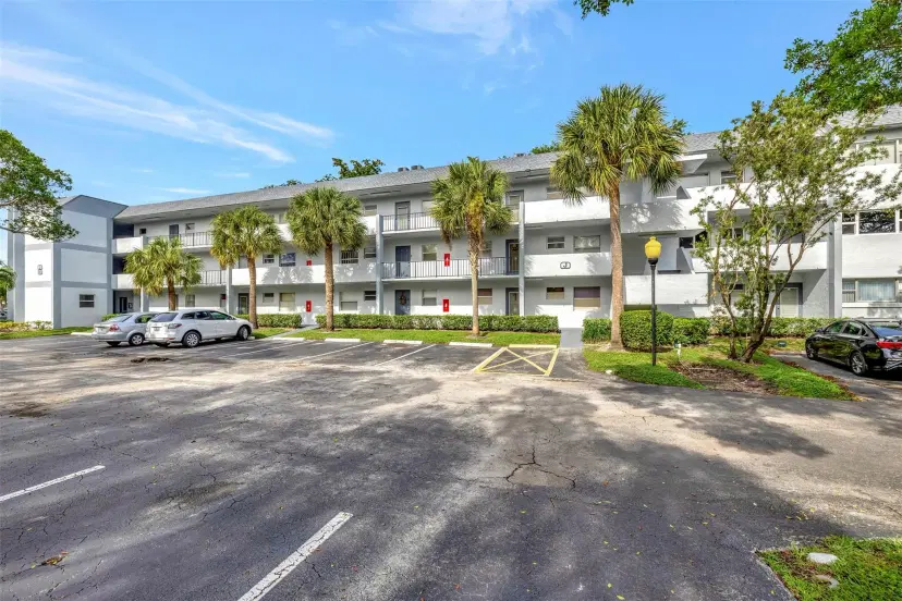 Picture of 8380 Sands Point Blvd J306, Tamarac FL 33321