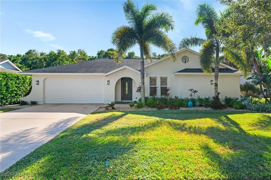 Picture of 2548 River Reach Dr, Naples, FL 34104