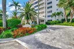 Picture of 1000 Lowry Street 7D, Delray Beach, FL 33483