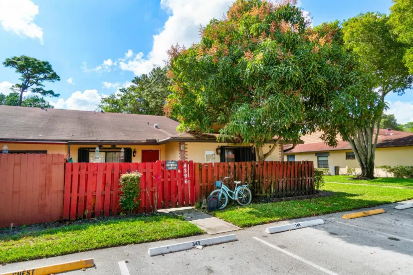 Picture of 4296 Woodstock Drive A, West Palm Beach FL 33409