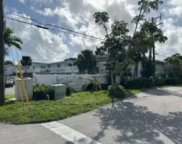 Picture of 2050 NE 39Th Street 102, Fort Lauderdale, FL 33308