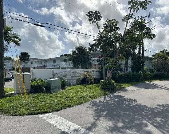Picture of 2050 NE 39Th Street 102, Fort Lauderdale FL 33308