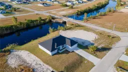 Picture of 2836 NW 4Th Pl, Cape Coral, FL 33993