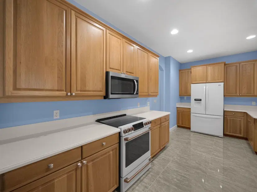 Picture of 581 Waverly Circle, Port St Lucie FL 34983