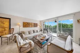 Picture of 535 Oaks Dr 401, Pompano Beach, FL 33069
