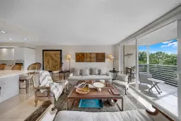 Picture of 535 Oaks Dr 401, Pompano Beach, FL 33069
