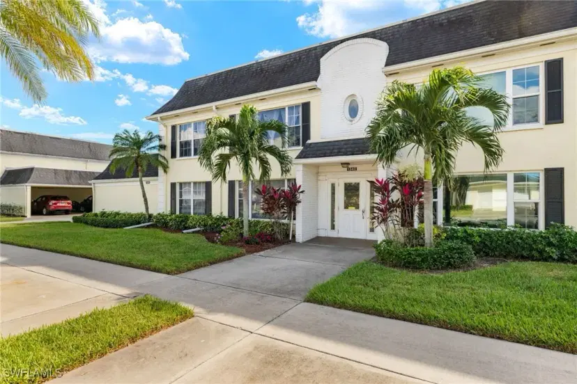 Picture of 1340 S Brandywine Cir # 3, Fort Myers FL 33919