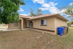 Picture of 2705 Lemon St, Fort Myers, FL 33916