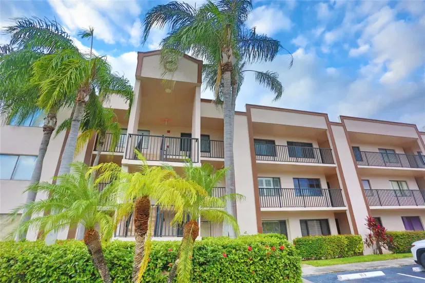 Picture of 9773 N Belfort Cir 9773, Fort Lauderdale FL 33321