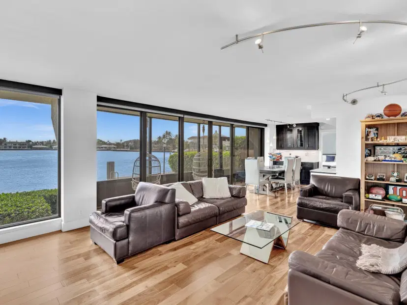 Picture of 900 NE Spanish River Boulevard 1G, Boca Raton FL 33431
