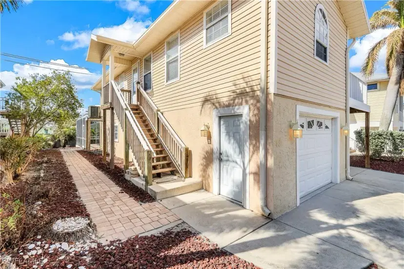 Picture of 295 Mango St, Fort Myers Beach FL 33931