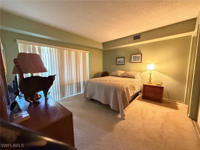 Picture of 7406 Lake Breeze Dr 612, Fort Myers FL 33907