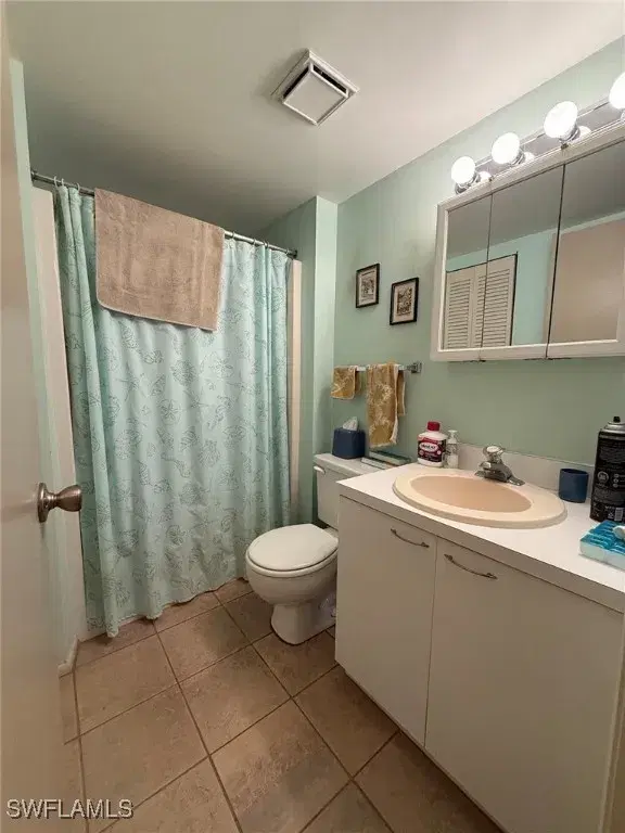 Picture of 7406 Lake Breeze Dr 612, Fort Myers FL 33907