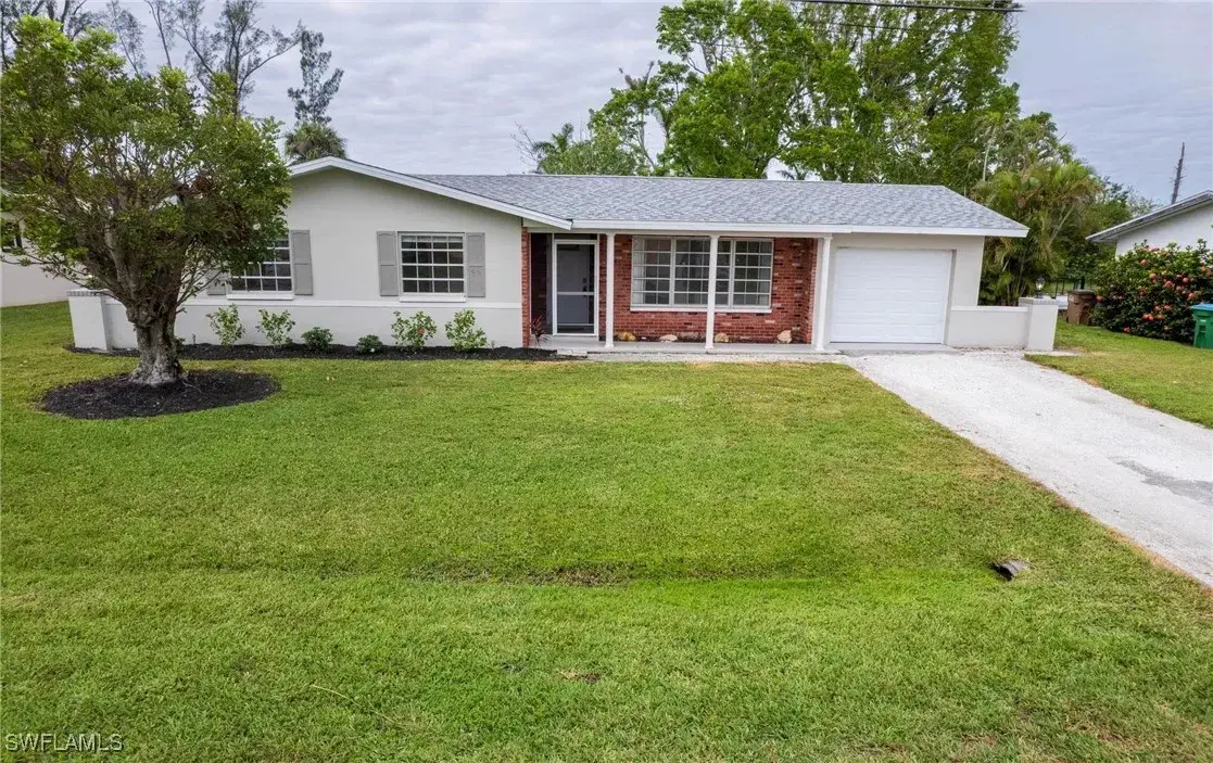 Picture of 5924 SW 1St Ct, Cape Coral, FL 33914