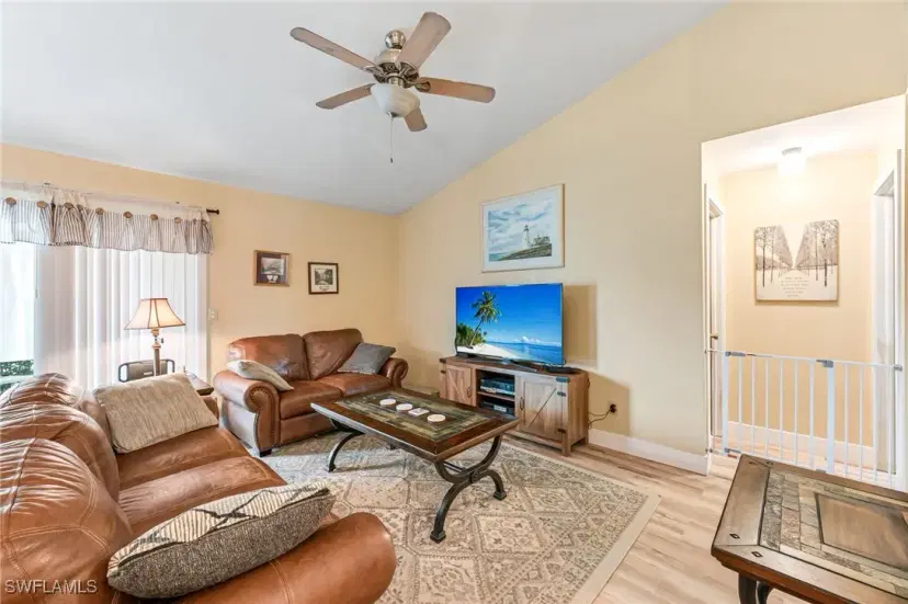 Picture of 2420 NE 6Th Pl, Cape Coral FL 33909