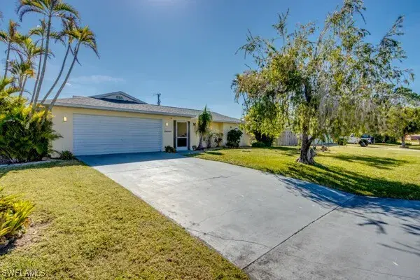 Picture of 318 SE 33Rd Ter, Cape Coral FL 33904