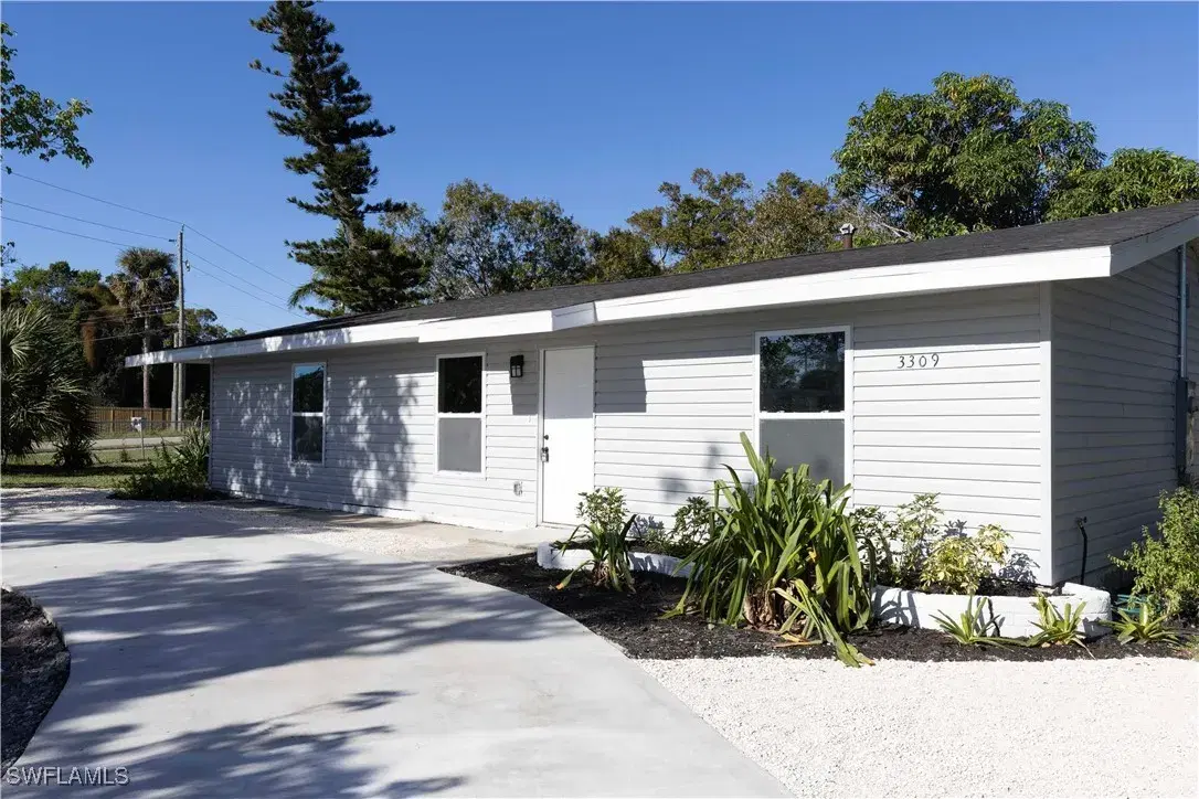 Picture of 3309 Michigan Ave, Fort Myers, FL 33916