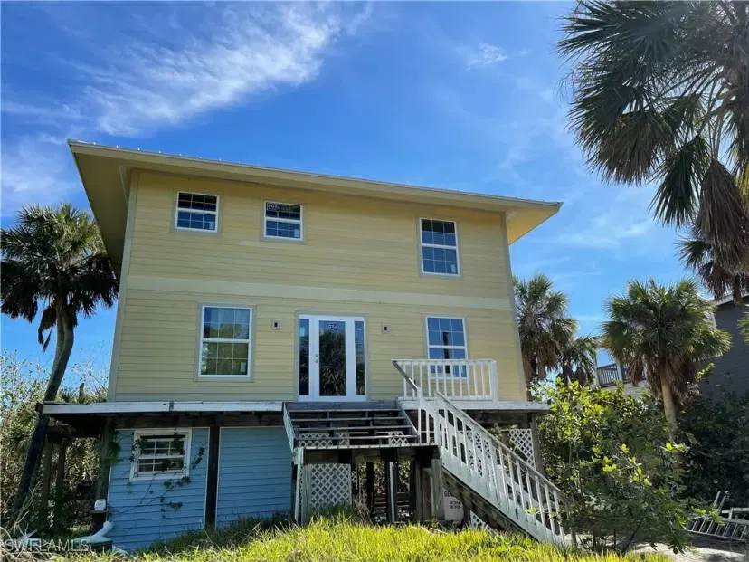 Picture of 121 Swallow Dr, Captiva FL 33924