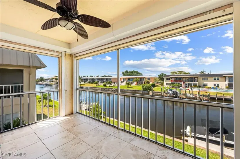 Picture of 909 SE 46Th Ln 207, Cape Coral FL 33904