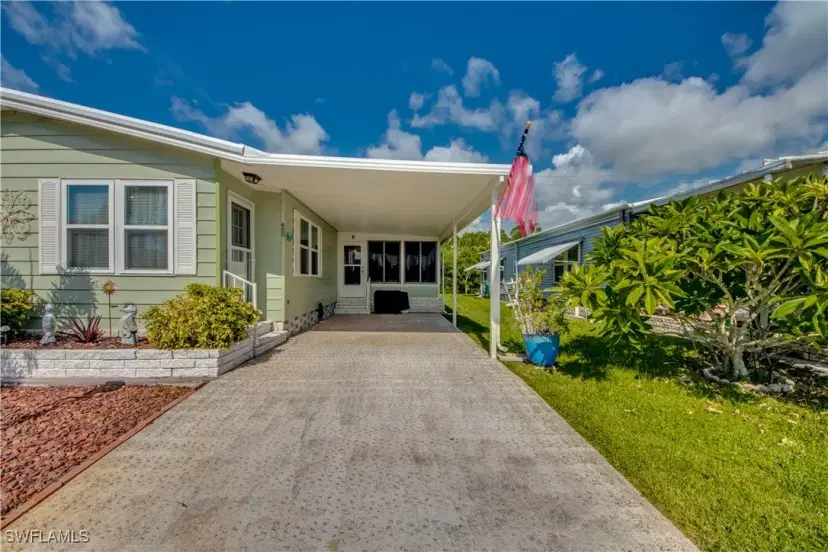 Picture of 400 Horizon Dr, North Fort Myers FL 33903