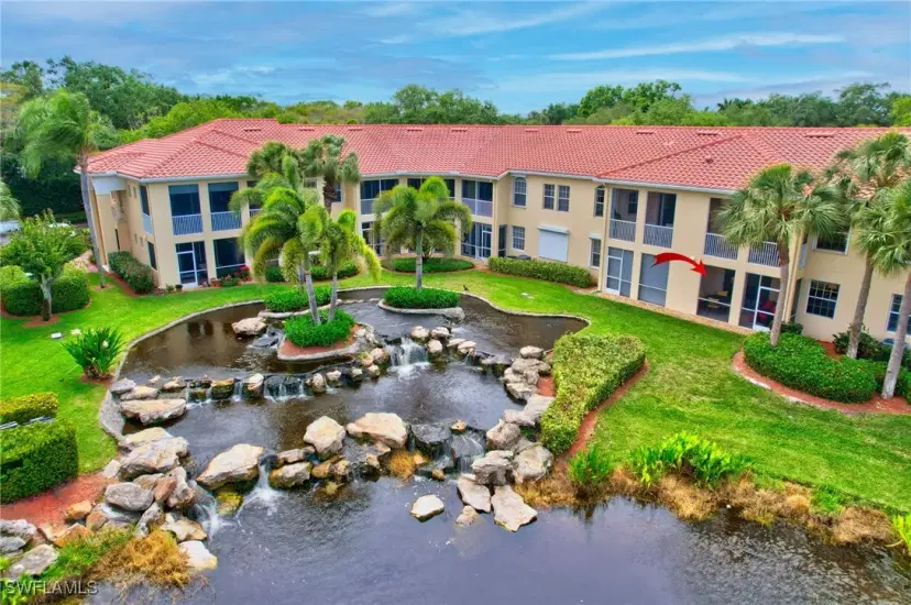 Picture of 200 L Ambiance Cir 2-102, Naples FL 34108