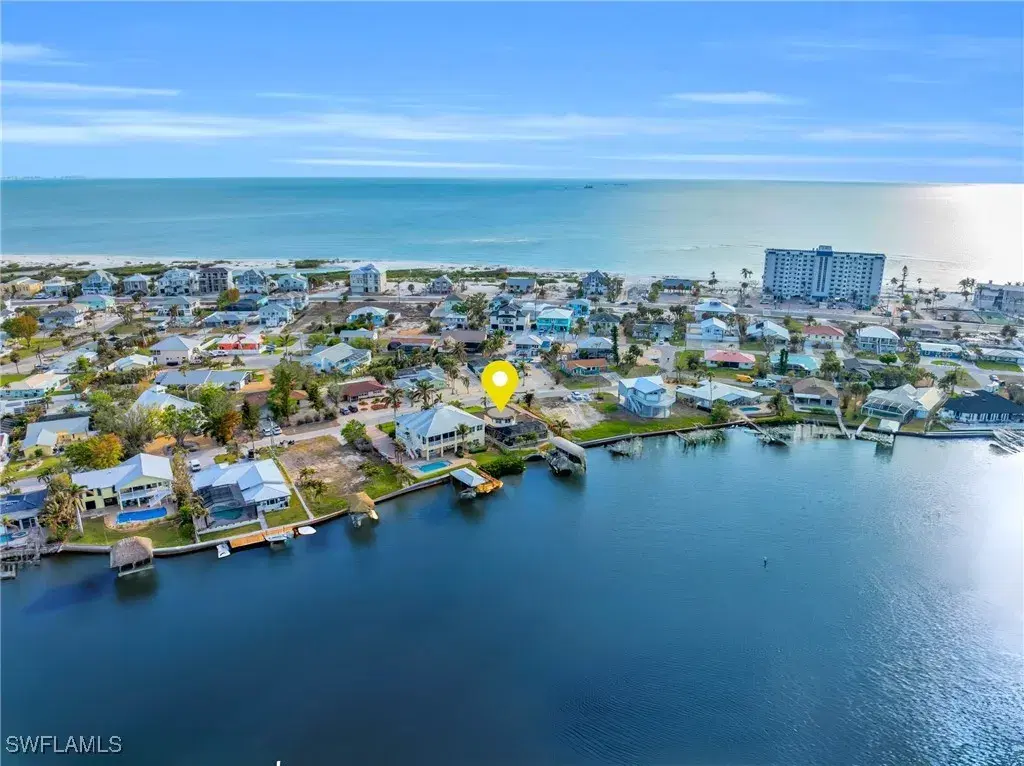 Picture of 8047 Lagoon Rd, Fort Myers Beach, FL 33931