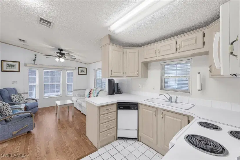Picture of 344 Bobcat Run 344, Naples FL 34114