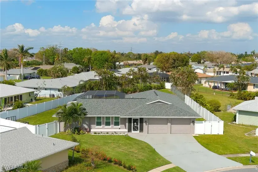 Picture of 6879 Sedgewick Ct, Fort Myers FL 33919